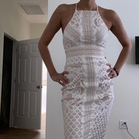 Primrose Nude and White Lace Bodycon Midi Dress - Picture 5 of 5